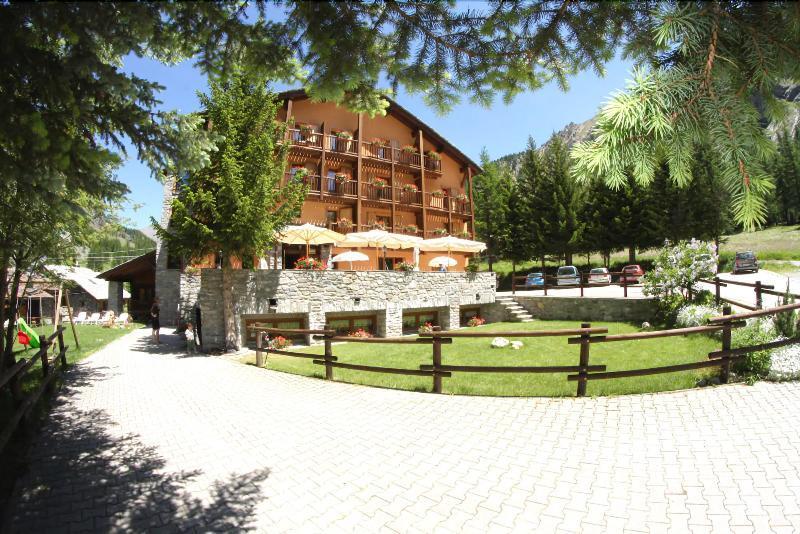Albergo Herbetet Cogne Exterior photo